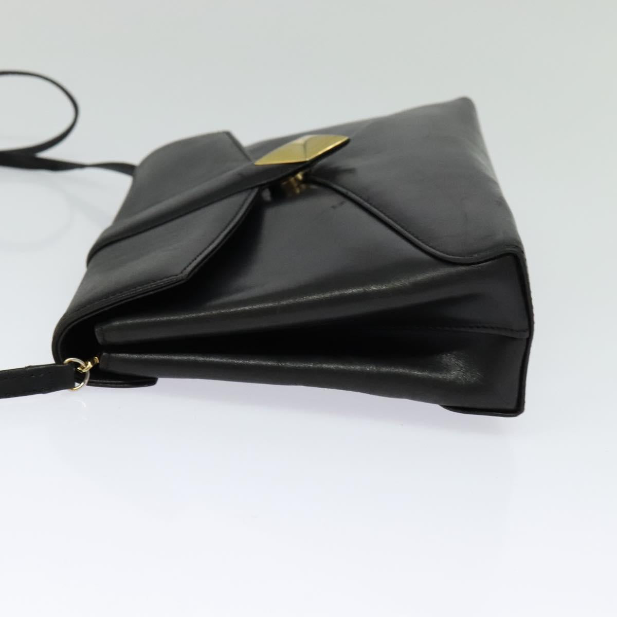 Givenchy shoulder