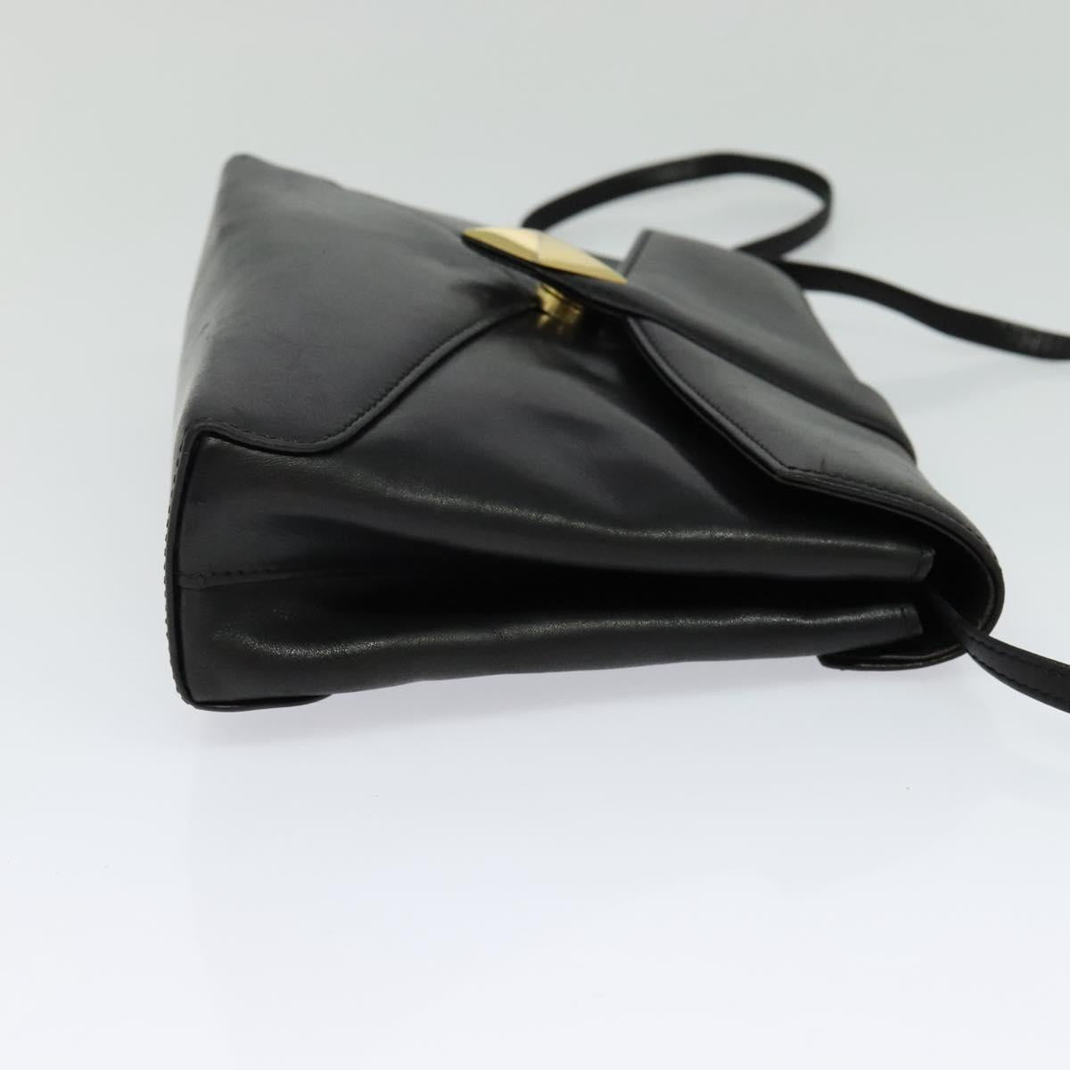 Givenchy shoulder