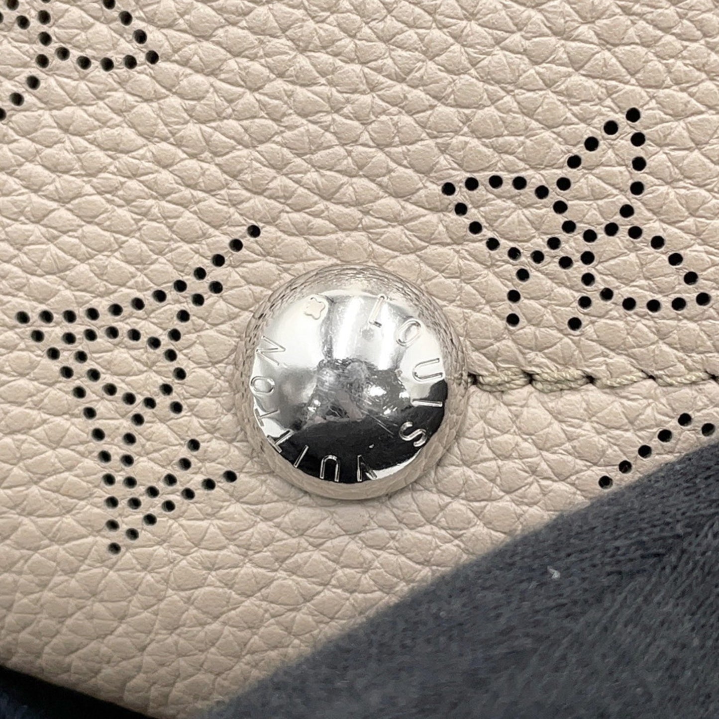 Louis Vuitton Bella
