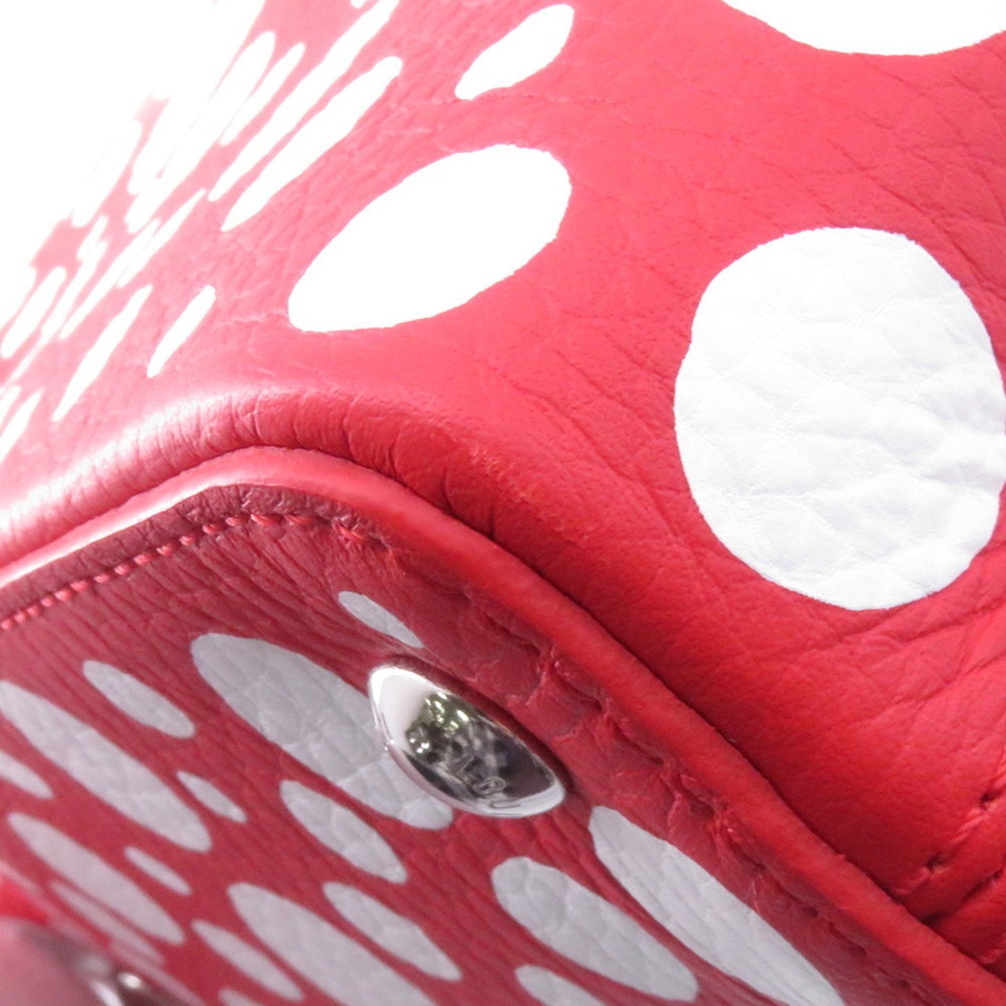 Louis Vuitton Capucines mini