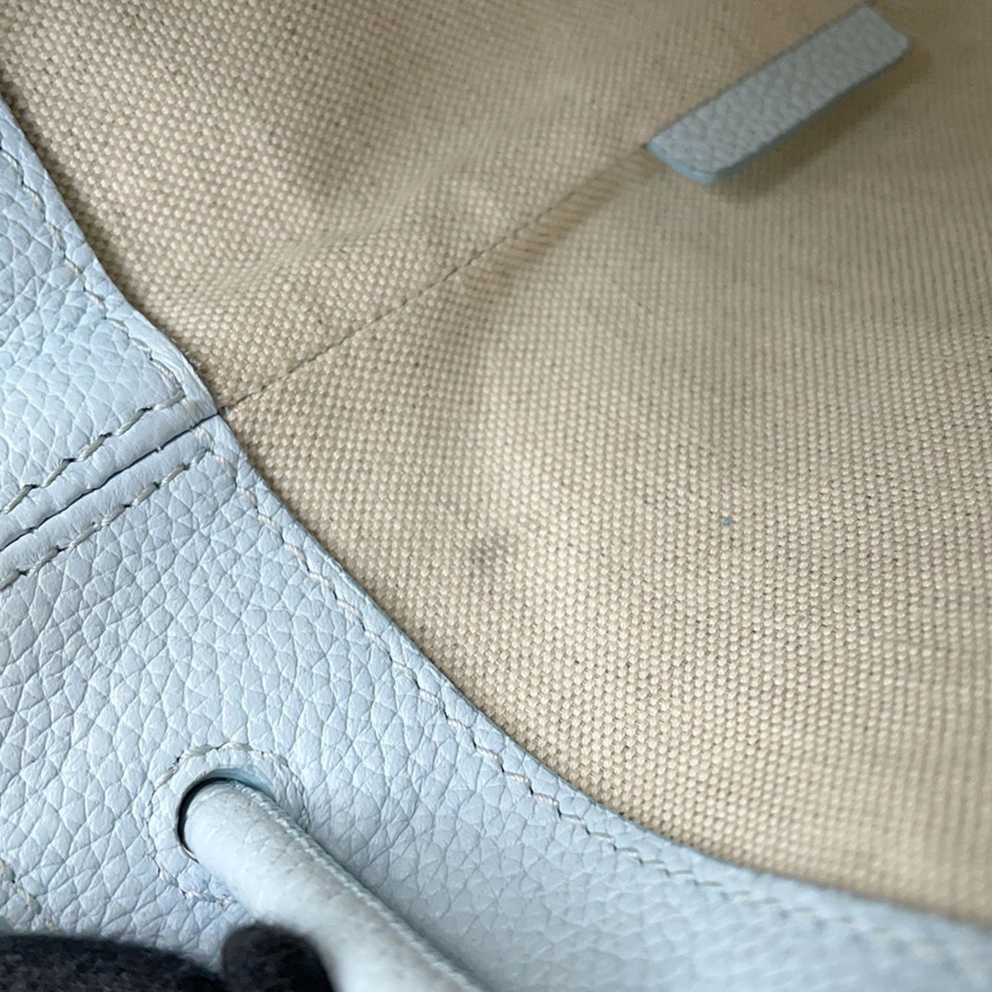Burberry TB