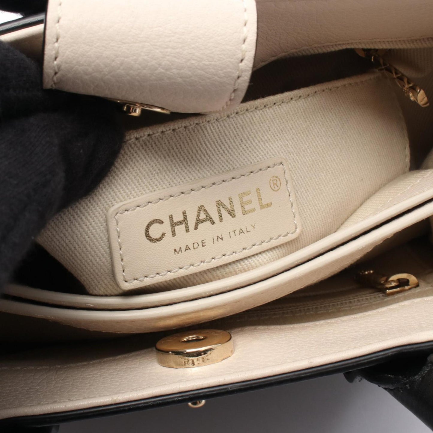 Chanel Executive