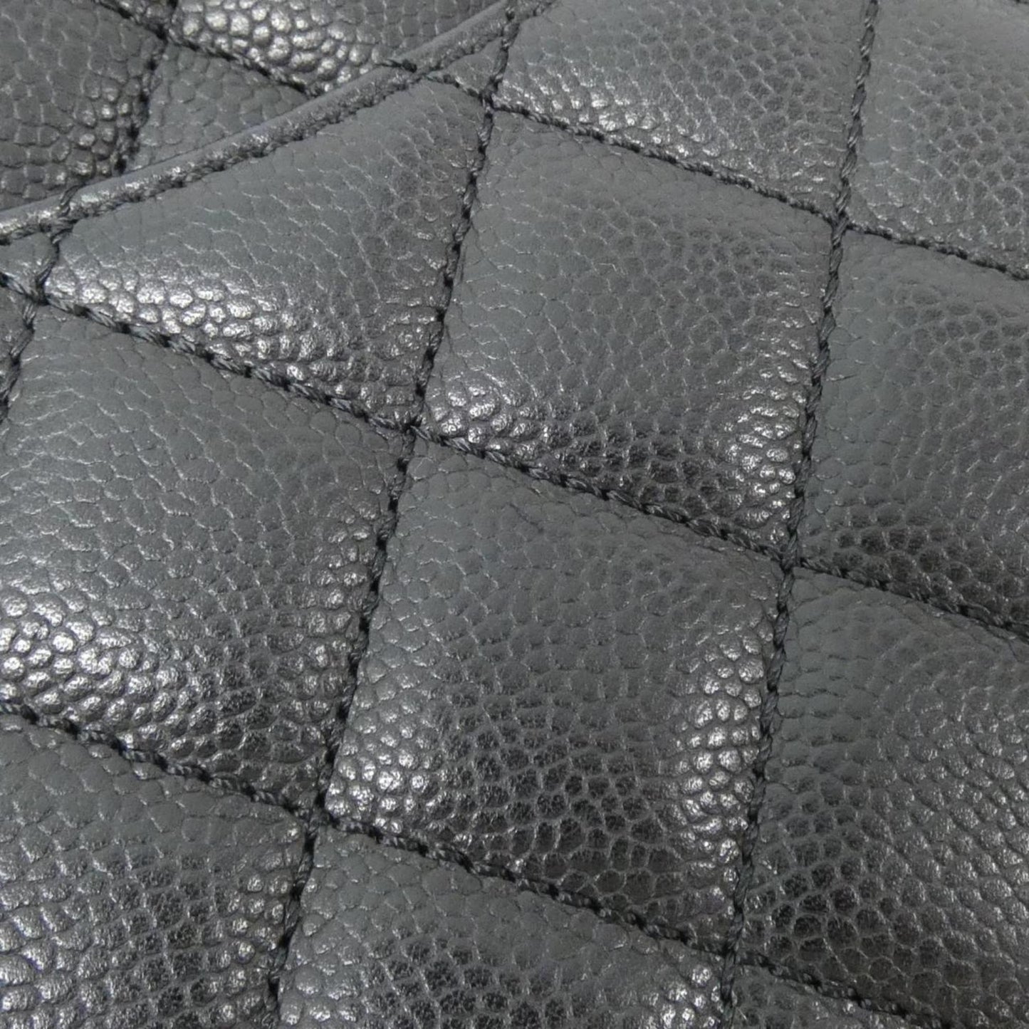 Chanel Shopping
