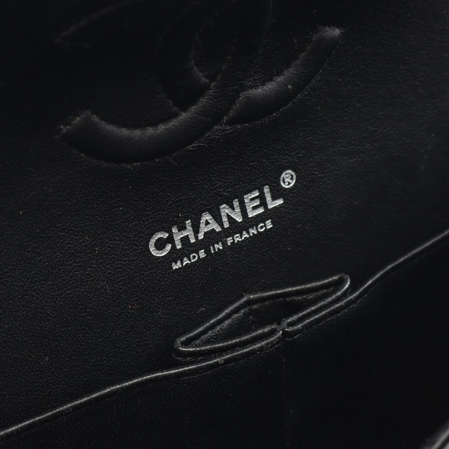 Chanel V-Stich