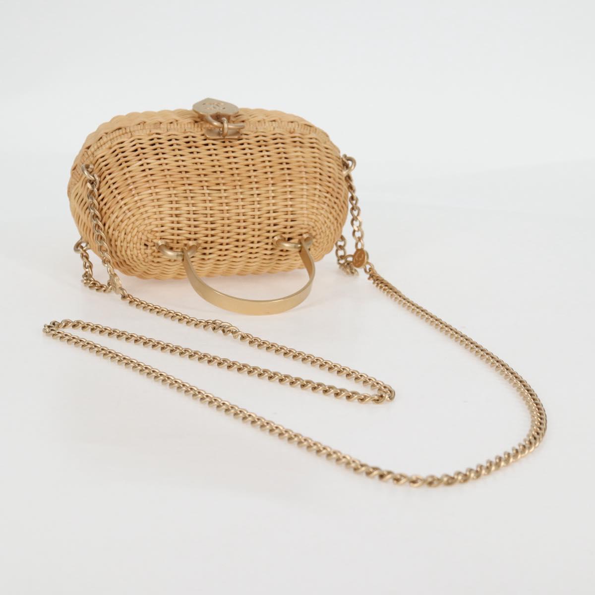 Chanel shoulder