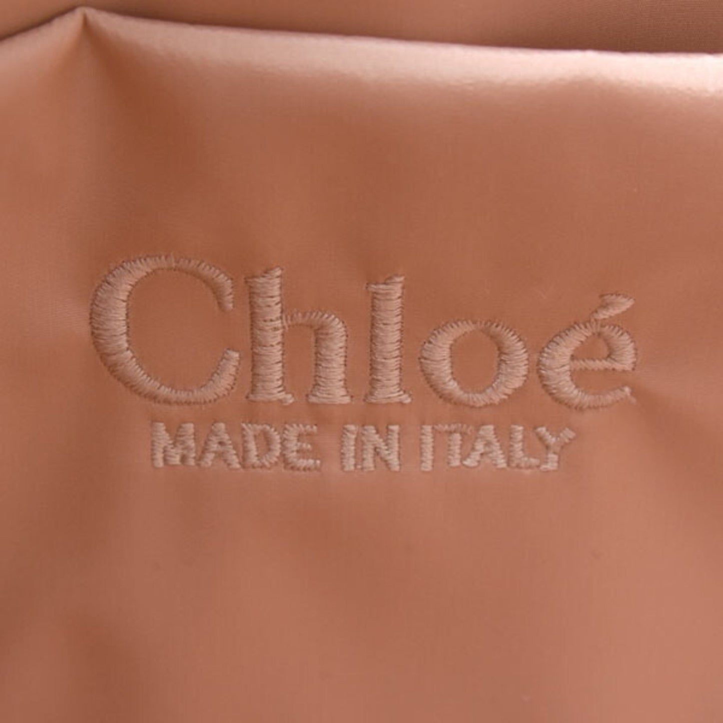 Chloé Woody