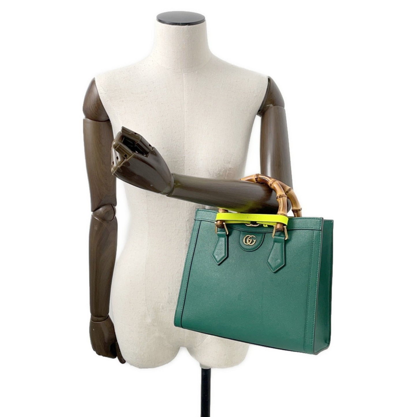 Gucci Diana