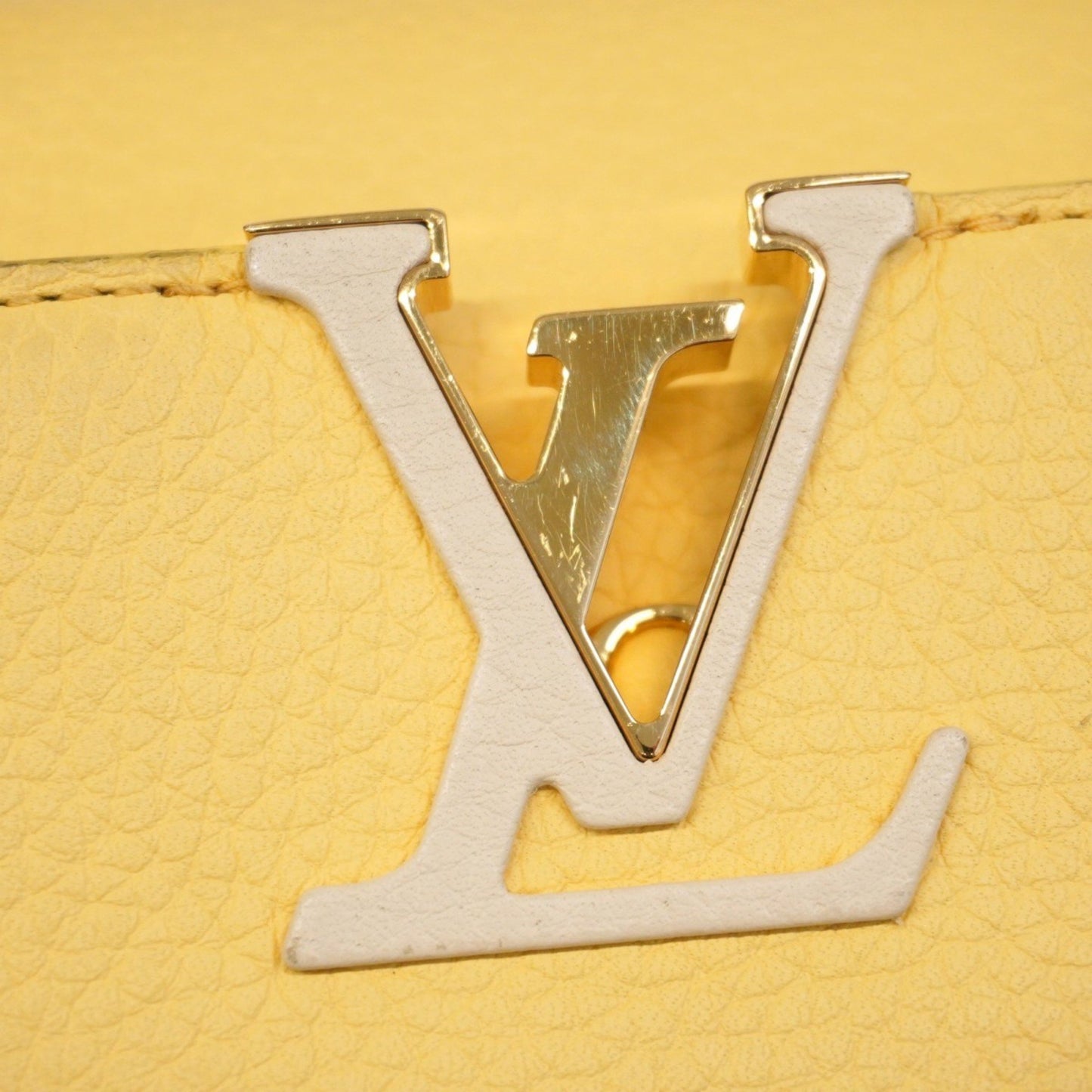 Louis Vuitton Capucines mini