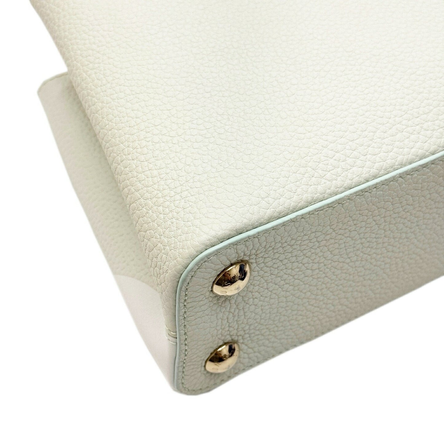 Louis Vuitton Capucines