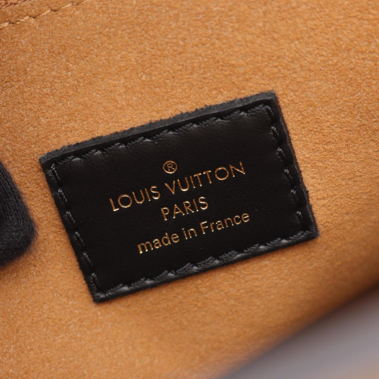 Louis Vuitton On my Side