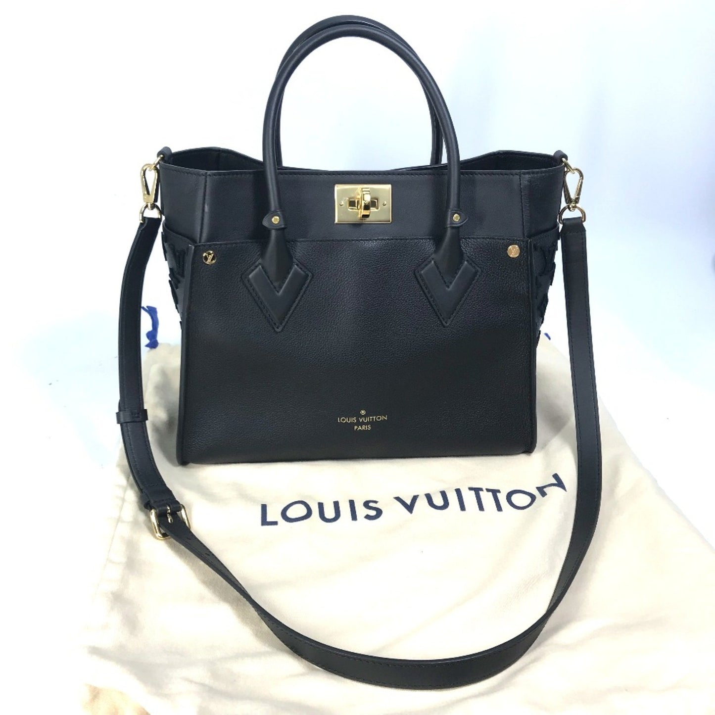 Louis Vuitton On my Side