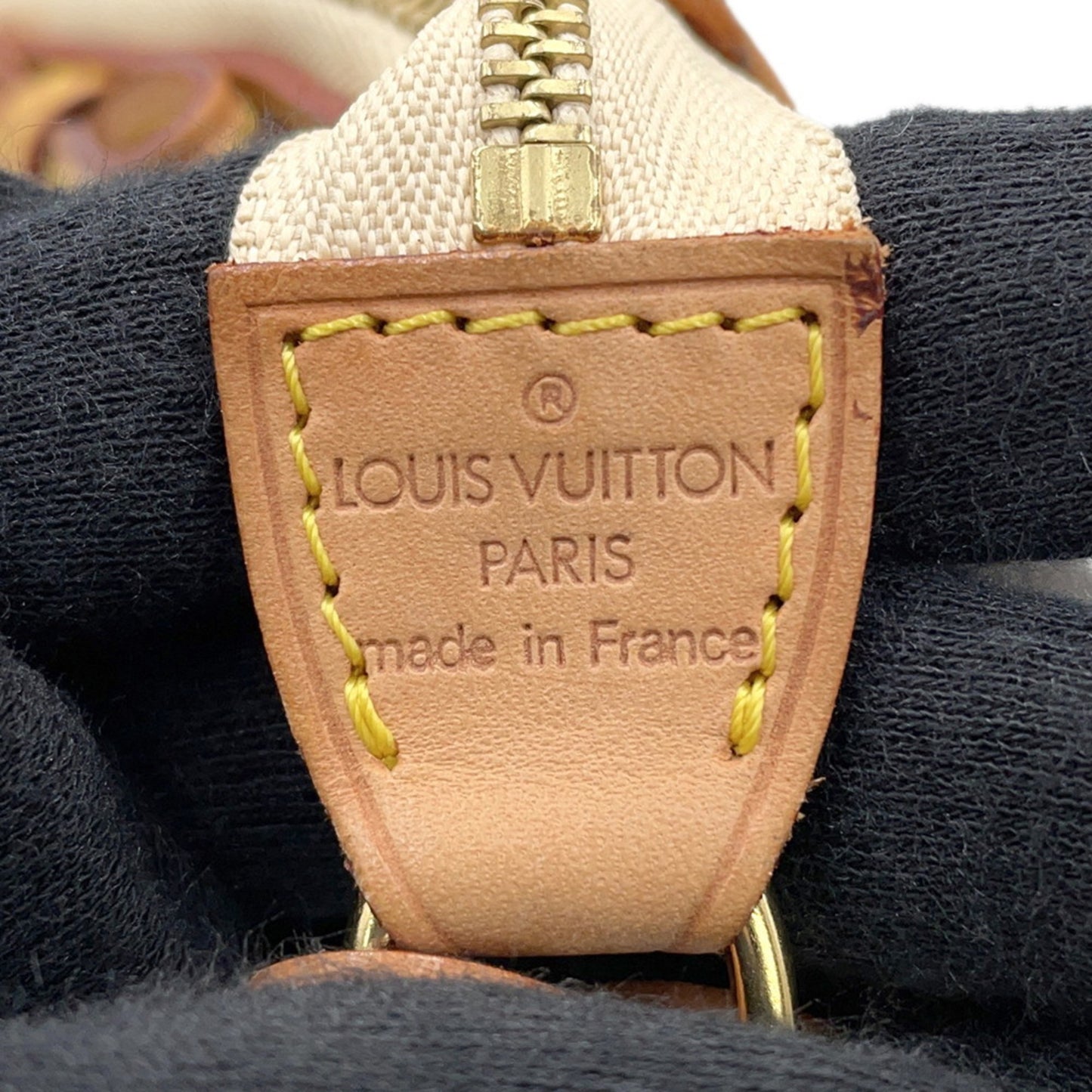 Louis Vuitton Pochette Accessoire